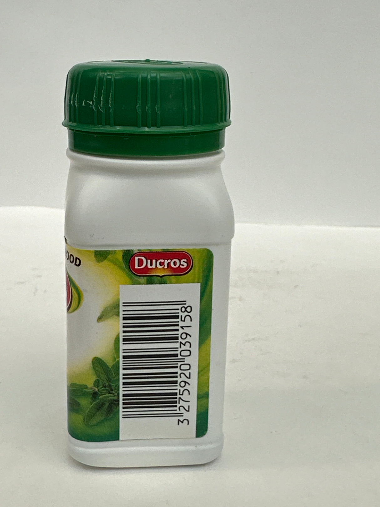 Ducros Thyme - High-Quality Herb for Enhanced Flavor in Cooking